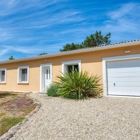 Holiday home Les Ormes - Mvt225 By Interhome Montalivet-les-Bains